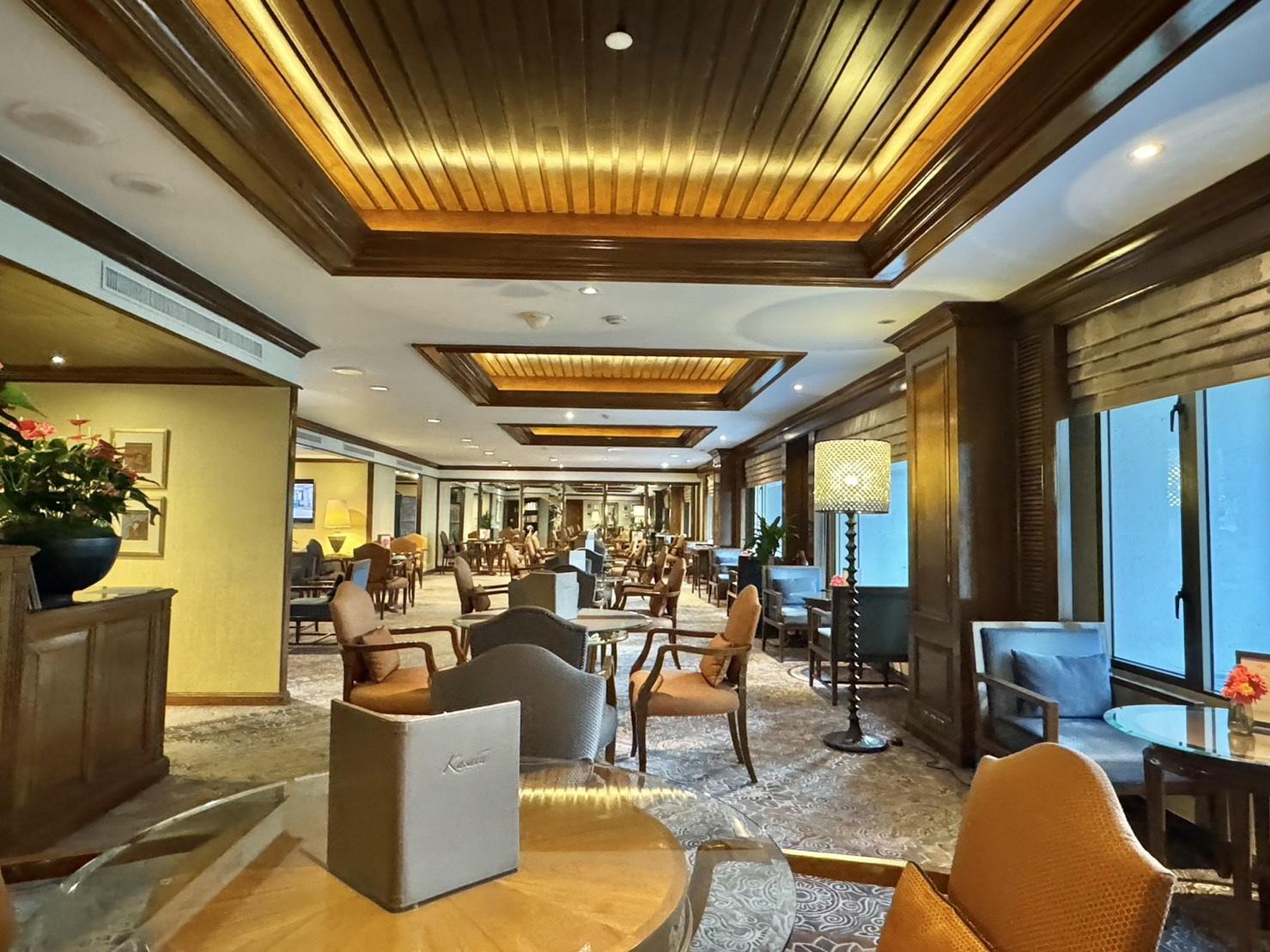 Anantara Siam Bangkok Hotel Executive Club Lounge Seating