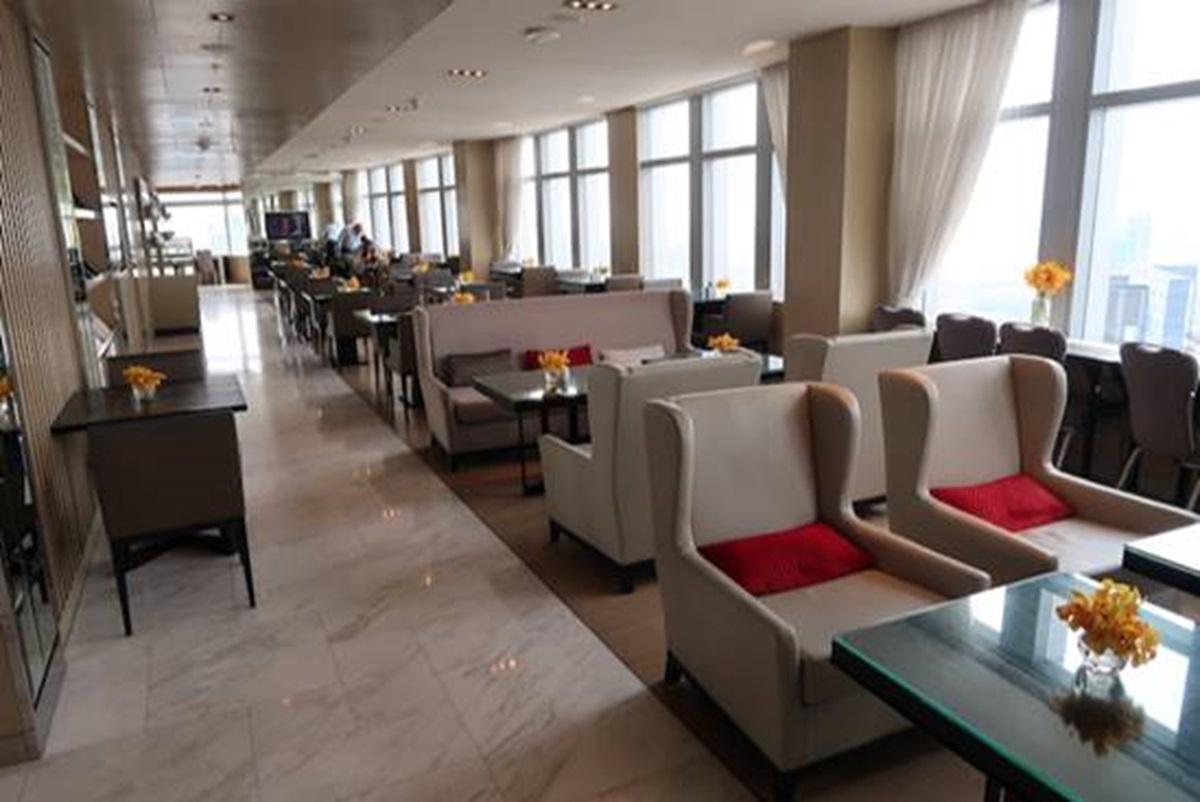 Bangkok Marriott Hotel Sukhumvit Executive Club Lounge Seating