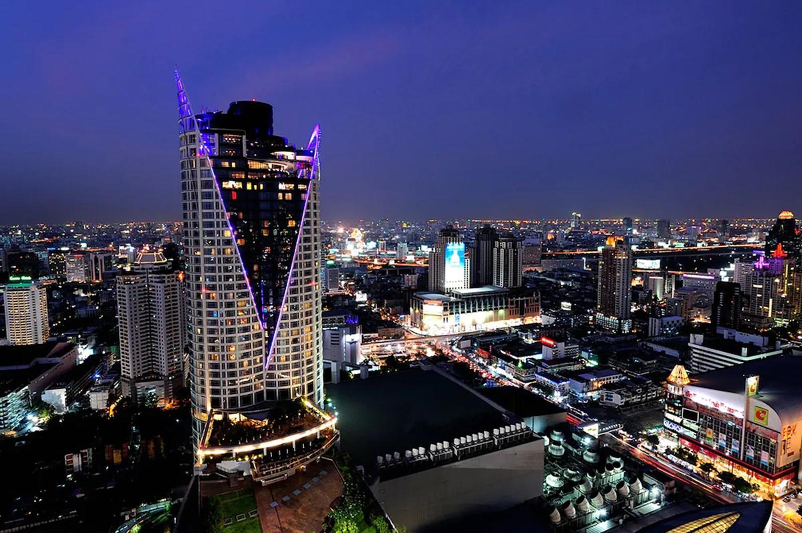 Centara Grand & Bangkok Convention Centre at CentralWorld Exterior