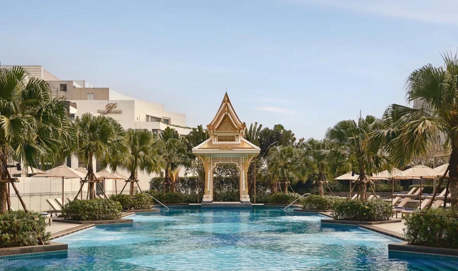 Chatrium Grand Bangkok Outdoor Pool
