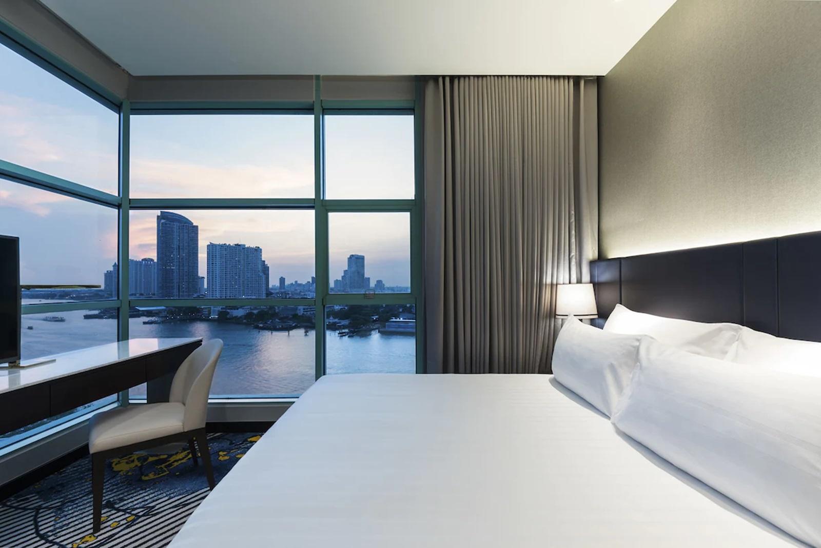 Chatrium Hotel Riverside Bangkok One Bedroom Suite
