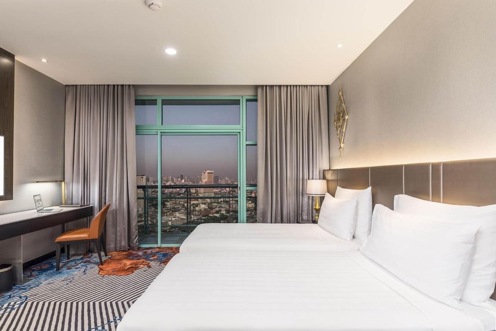 Chatrium Hotel Riverside Bangkok Twin Club Room