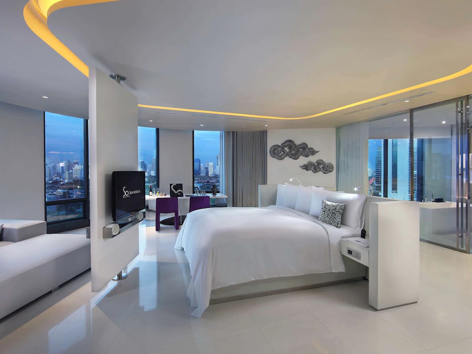SO/ Bangkok Large Bedroom