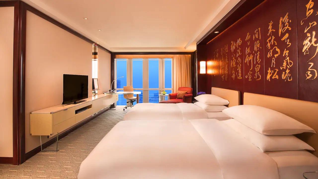 Grand Hyatt Shanghai Twin Bedroom