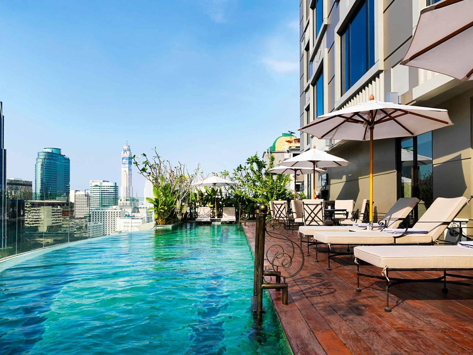 Hotel Muse Bangkok Langsuan Rooftop Swimming Pool