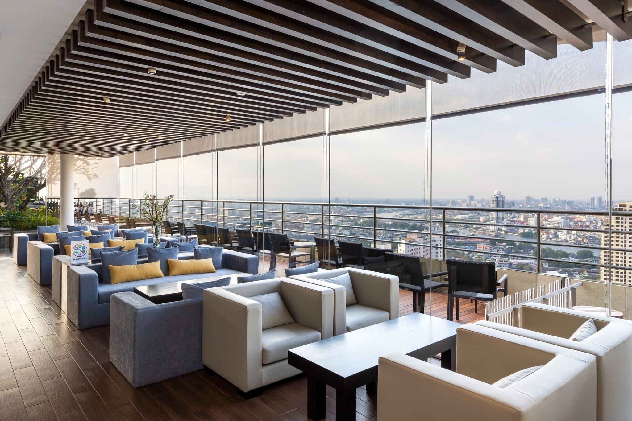 Millennium Hilton Bangkok Executive Club Lounge Outdoor Terrace