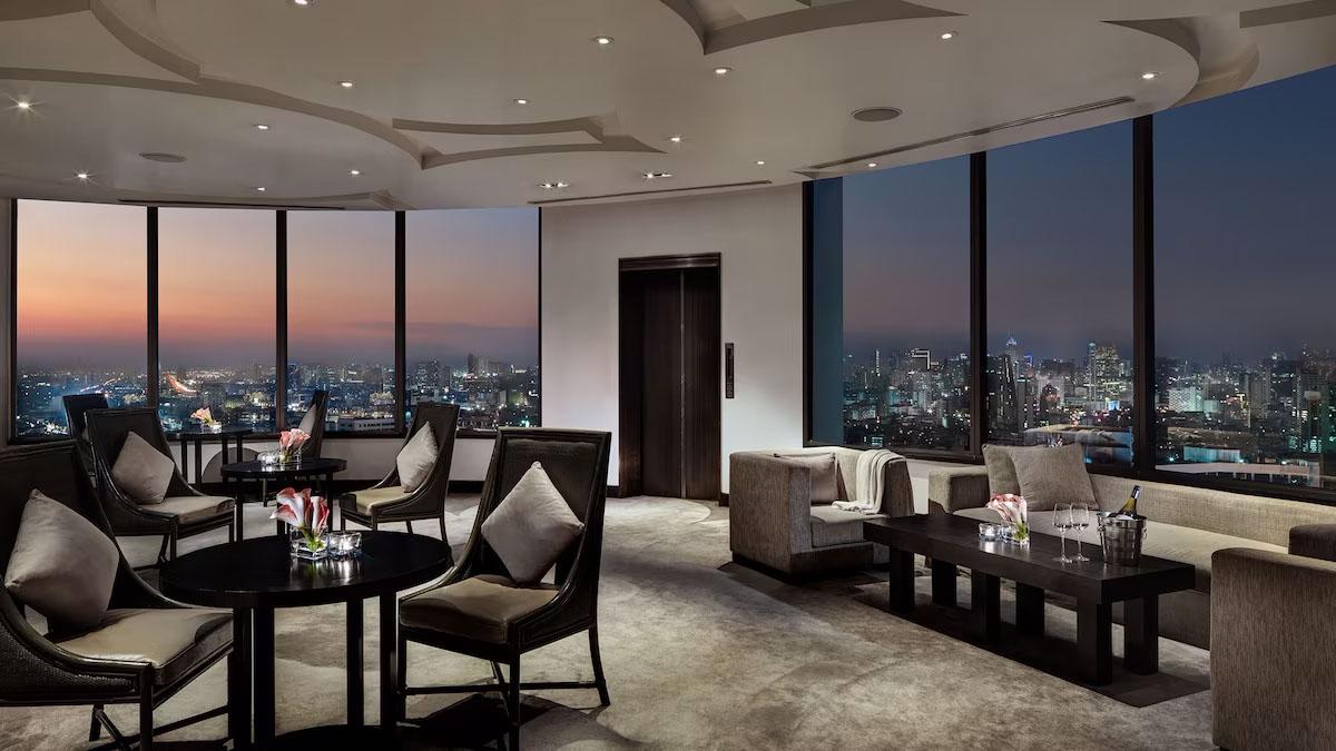 Millennium Hilton Bangkok Executive Club Lounge Seating