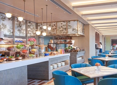 Shangri-La Qiantan, Shanghai Executive Club Lounge