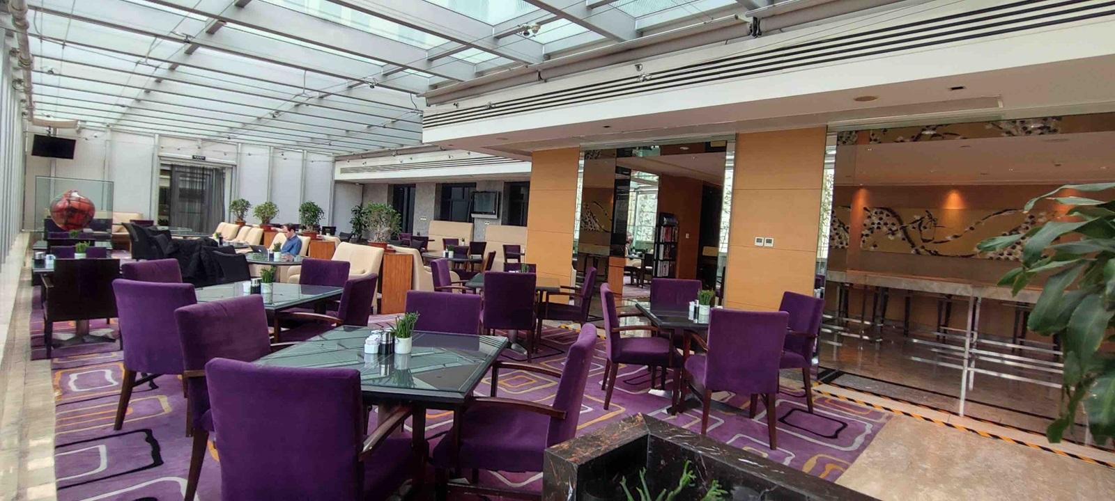 The Westin Bund Center, Shanghai Executive Club Lounge Table Seating
