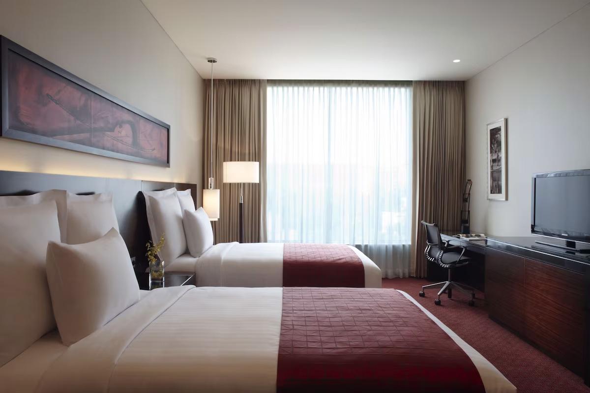 JW Marriott Hotel Pune Twin Bedroom