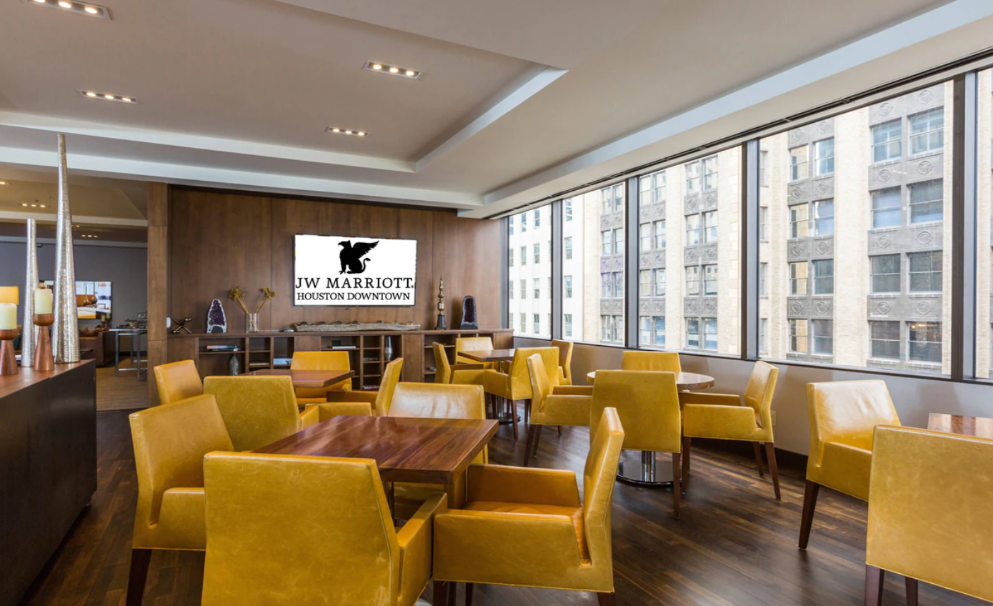 JW Marriott Houston Downtown Executive Club Lounge Table Seating