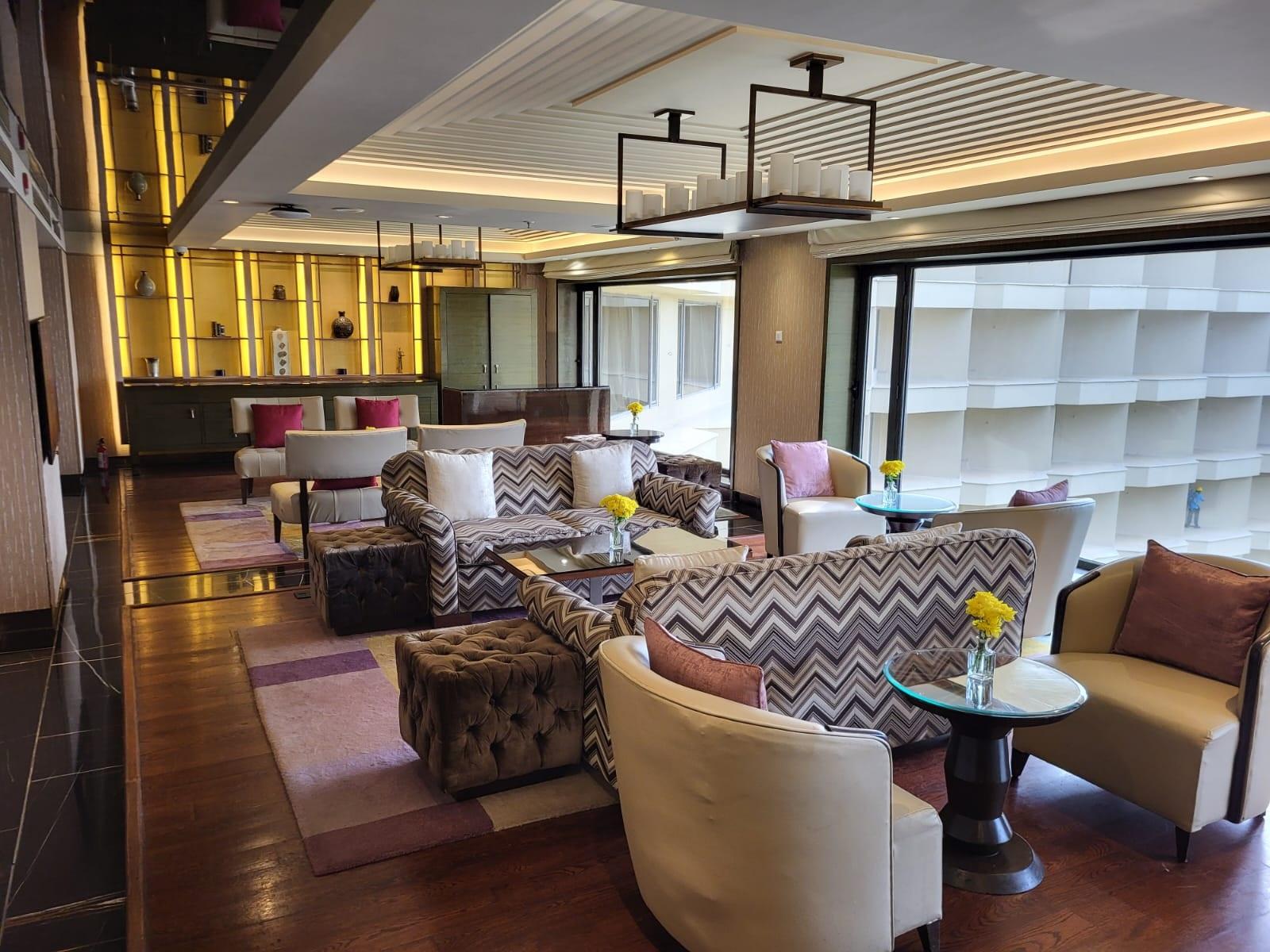 JW Marriott Mumbai Juhu Executive Club Lounge Sofa Seating