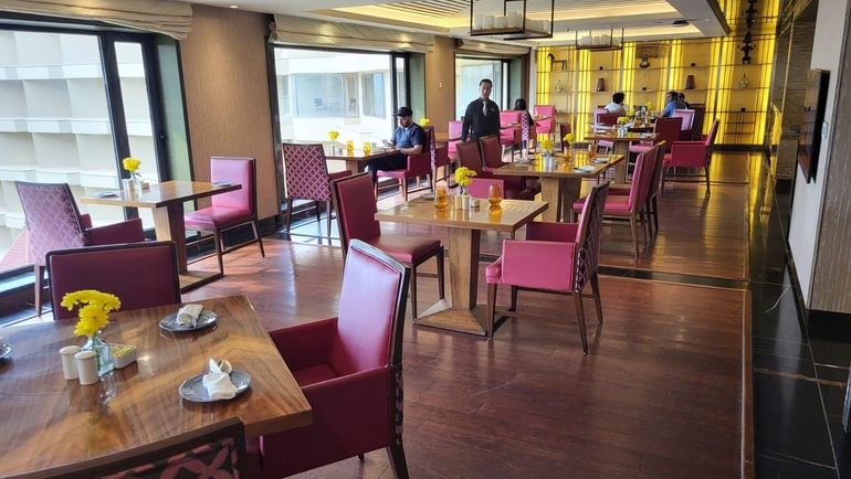 JW Marriott Mumbai Juhu Executive Club Lounge