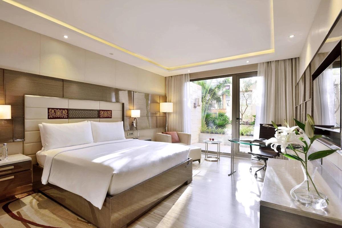 JW Marriott Mumbai Sahar King Bedroom