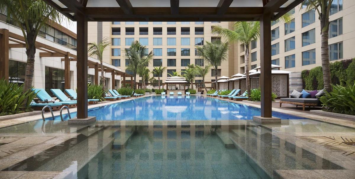 JW Marriott Mumbai Sahar Swimming Pool