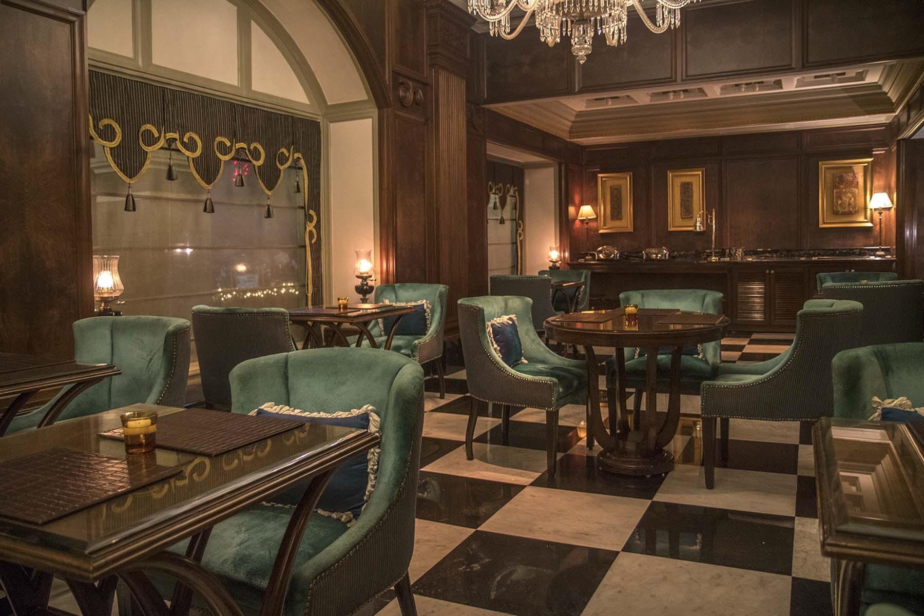 The Taj Mahal Palace Mumbai Executive Club Lounge Dining Tables