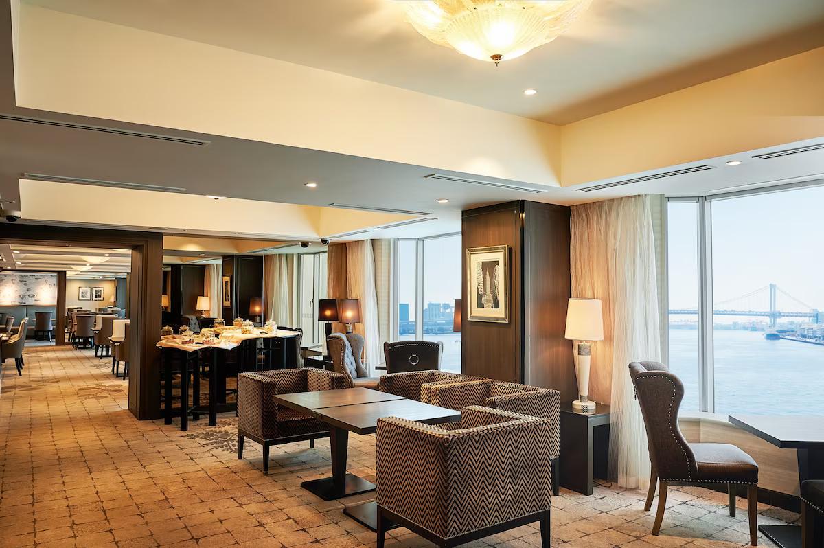 InterContinental Tokyo Bay Executive Club Lounge Overview