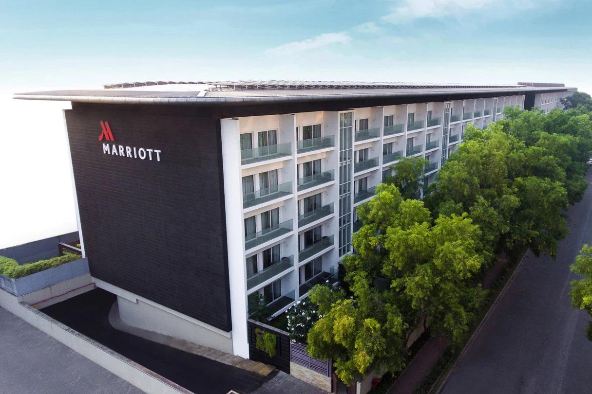 Marriott Suites Pune Exterior
