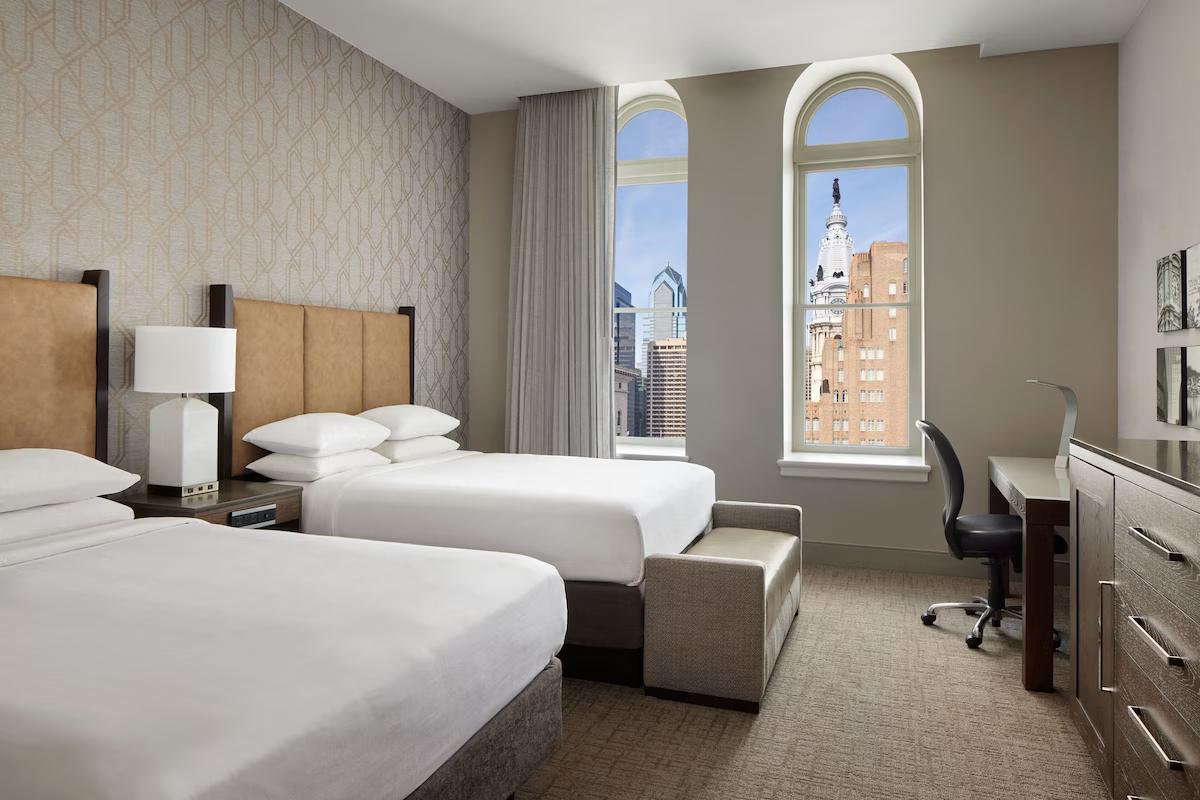 Philadelphia Marriott Downtown Twin Bedroom