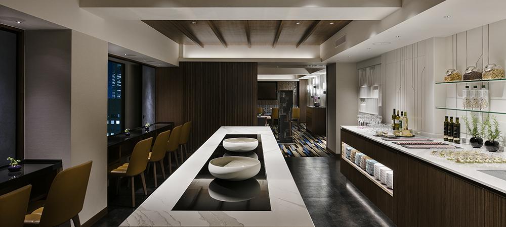 Hilton Tokyo Executive Club Lounge