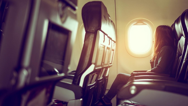 20 Tips for Sleeping on a Plane