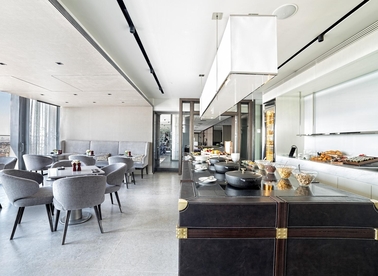 Fairmont Quasar Istanbul Executive Club Lounge