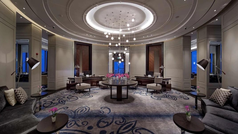 Hilton Istanbul Bomonti Hotel & Conference Center Executive Club Lounge