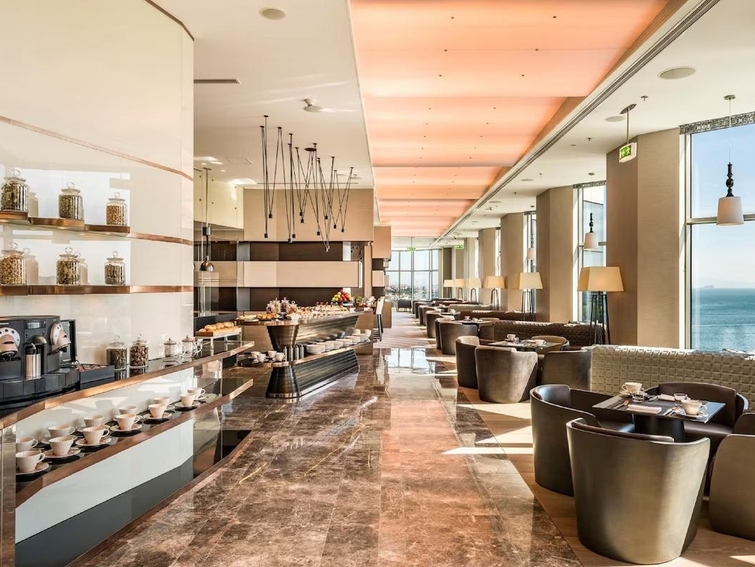 Swissotel the Bosphorus, Istanbul Executive Club Lounge
