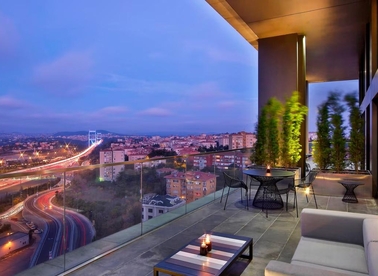 Le Meridien Istanbul Etiler Executive Club Lounge