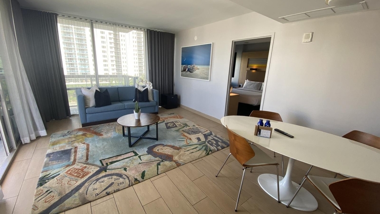 The Gates Hotel South Beach King Suite Review